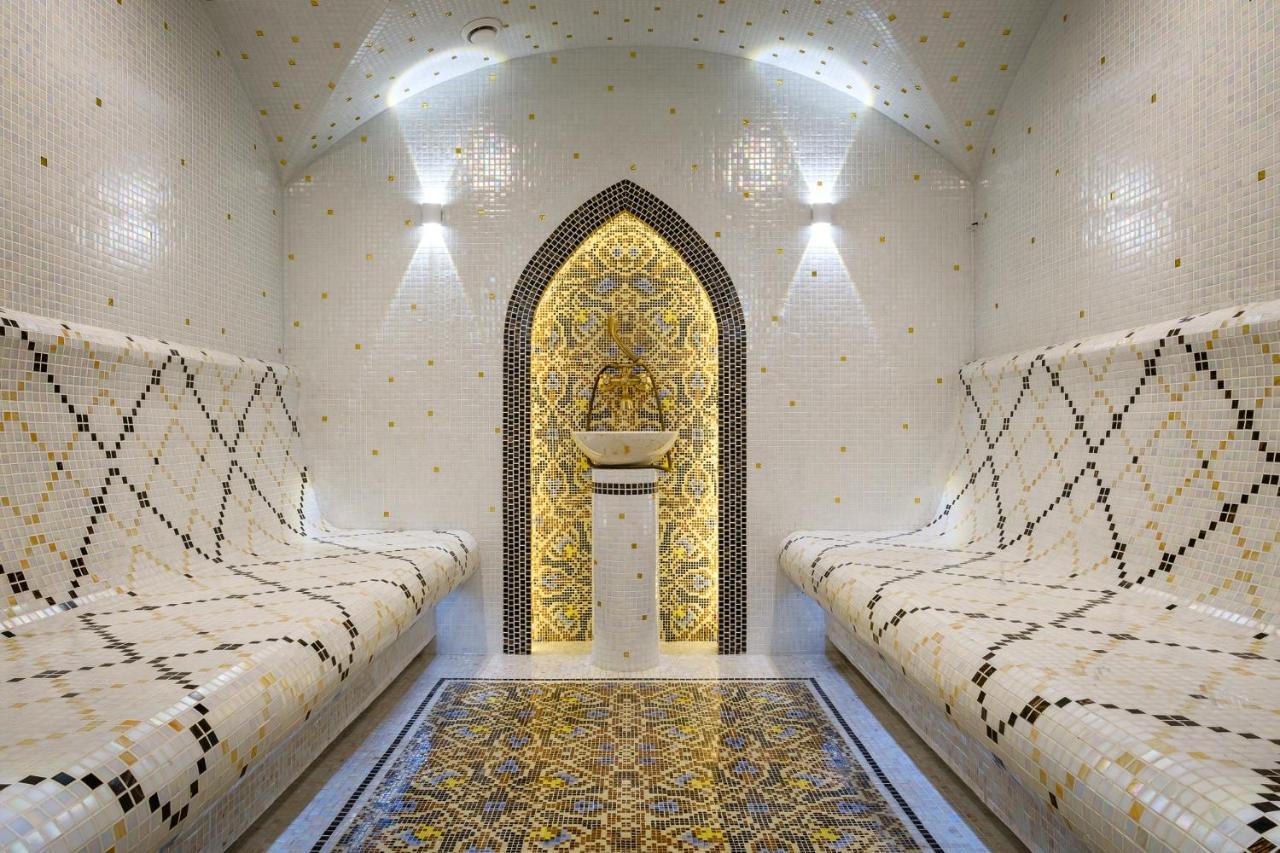 Grand Mildom Hotel الماتي المظهر الخارجي الصورة