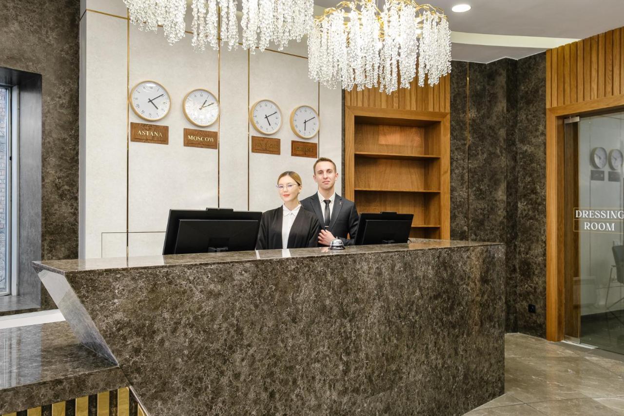 Grand Mildom Hotel الماتي المظهر الخارجي الصورة